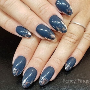 176 Indigo Frock, CND Vinylux (u) produktbillede