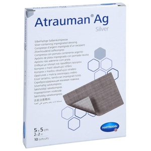 ATRAUMAN Ag 5x5 cm steril Kompressen Produktbild