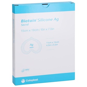 BIATAIN Silicone Ag Schaumverb.Sakr.klein 15x19 cm Produktbild