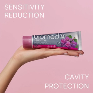 Biomed® - Sensitive Tandpasta produktbillede
