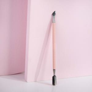 Brushworks Cuticle Pusher produkt bild