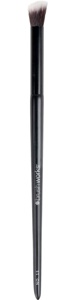 Brushworks No. 15 Angled Blending Eye Brush produktbilde