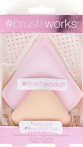 Brushworks Triangular Pillow Puff Duo produktbilde