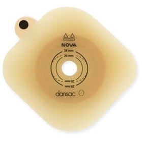 Dansac Nova 2 hudskyddsplatta 100 x 100 mm, ring 43 mm, hål 30-35 mm 5 st produkt bild