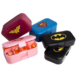 DC Comics Pill Box Organizer 2-pack produkt bild