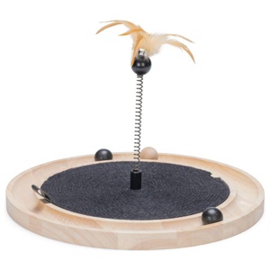 Designed by Lotte Katzenspielzeug Idah aus Holz Produktbild