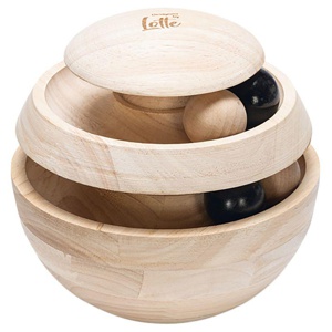 Designed by Lotte Katzenspielzeug Neya aus Holz Produktbild