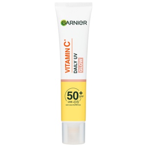 Garnier Vitamin C* Glow-Boosting Daily UV Fluid SPF50+ Glow 40ml produktbilde