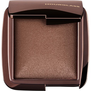 Hourglass Ambient Lighting Powder Transcendent Light produktbillede