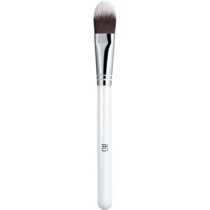 ilū 113 Flat Foundation Brush Produktbild