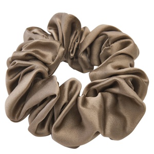Lenoites Mulberry Silk Scrunchie Brown produktbilde