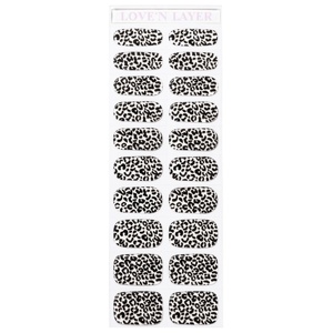 Love'n Layer Leo Night Black Självhäftande nagellack produkt bild