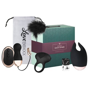 LoveBoxxx Enjoy Each Other Deluxe Set For Couples produktbillede