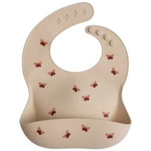 Mushie Silicone Bib Butterflies produkt bild