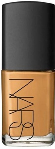 NARS Sheer Glow Foundation Moorea produktbilde
