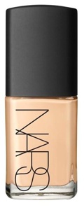 NARS Sheer Glow Foundation Vienna produktbilde