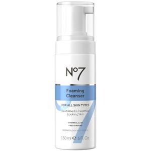 No7 Radiant Results Foaming Cleanser Normal Skin 150 ml produkt bild