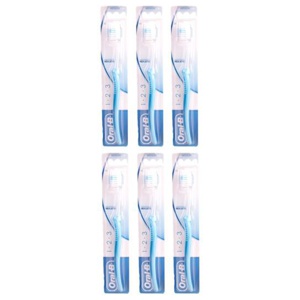Oral-B Indicator Toothbrush 35 Medium product image