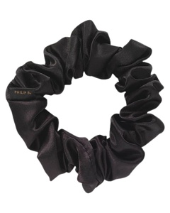 Philip B Classic Black Scrunchie produktbillede