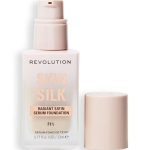 Revolution Beauty London Skin Silk Serum Foundation F1 produktbilde
