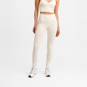 Seamless Scrunch Tights Vit produkt bild