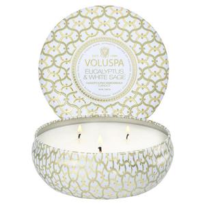 Voluspa 3-Wick Tin Candle Eucalyptus And White Sage 40h produkt bild