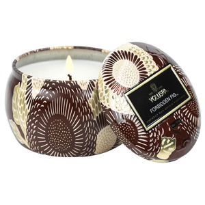 Voluspa Forbidden Fig Japonica Decorative Tin Candle 25h produktbilde