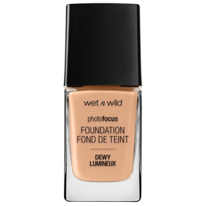 Wet n Wild Photo Focus Dewy Foundation Classic Beige 28ml produkt bild