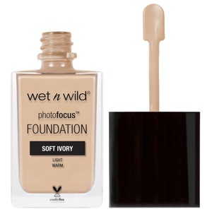 Wet n Wild Photo Focus Matte Foundation Soft Ivory 30ml produkt bild