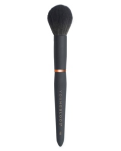 Youngblood YB5 Cheek Brush produktbillede